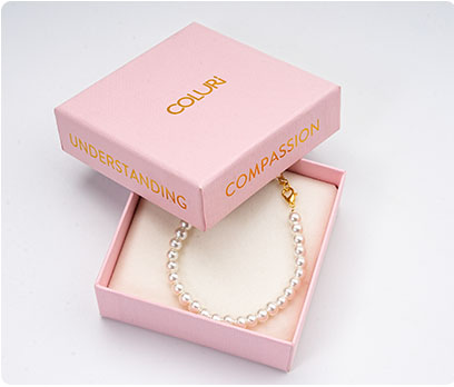 Pink necklace box packaging